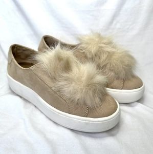 Steve Madden PomPom Bryanne Tan Sneakers Size 6b